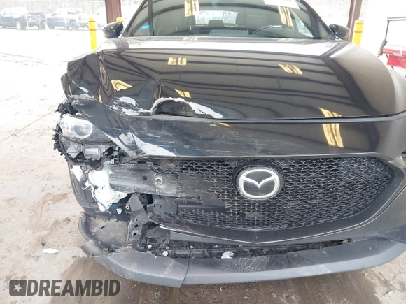 2019 Mazda Mazda3 Hatchback with VIN JM1BPBJM1K1134076, listed as a IAAI auction lot 41643876 with 69,641 mi miles. Bid and sale history available at carsss.com. Image 6.