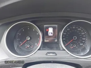 2021 Volkswagen Tiguan S z VIN 3VV0B7AX3MM031908, wystawiony jako IAAI lot #42504384 z przebiegiem 42 510 mil mil oraz . Historia ofert i sprzedaży dostępna na DreamBid. Obrazek 7.