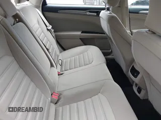 2017 Ford Fusion Hybrid SE с VIN 3FA6P0LU4HR301943, выставлен на аукционе IAAI как лот 42217709 с пробегом 102 791 миль миль и . История ставок и продаж доступна на DreamBid. Изображение 8.