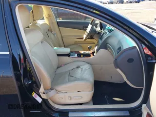 2011 Lexus GS 350 with VIN JTHCE1KS8B0028939, listed as a IAAI auction lot 41853314 with 146,068 mi miles. Bid and sale history available at carsss.com. Image 5.