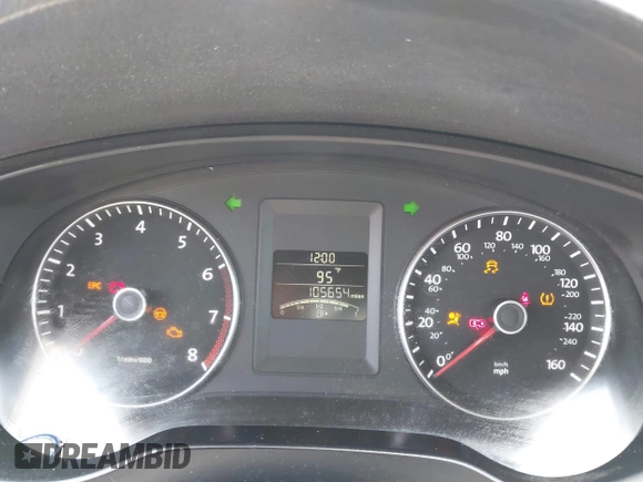 2014 Volkswagen Jetta SE with VIN 3VWD17AJ2EM314622, listed as a IAAI auction lot 42358394 with 105,654 mi miles and . Bid and sale history available at DreamBid. Image 7.