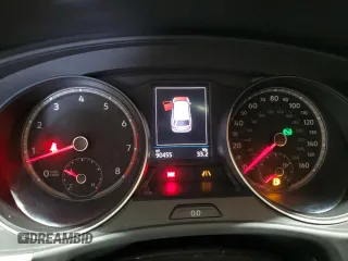2018 Volkswagen Atlas SEL z VIN 1V2MR2CA8JC575016, wystawiony jako Copart lot #54044235 z przebiegiem 90 455 mil mil oraz Szkoda całkowita • Salvage title. Historia ofert i sprzedaży dostępna na DreamBid. Obrazek 9.
