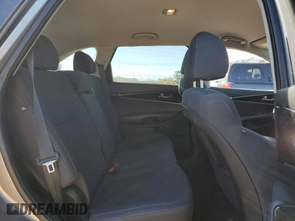 2019 Kia Sorento L with VIN 5XYPG4A32KG547276, listed as a Copart auction lot 41465775 with 75,208 mi miles and Salvage Title. Bid and sale history available at DreamBid. Image 11.