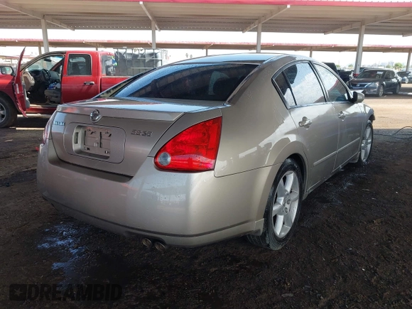 2005 Nissan Maxima SE with VIN 1N4BA41E55C873827, listed as a IAAI auction lot 42433330 with 173,473 mi miles and . Bid and sale history available at DreamBid. Image 4.