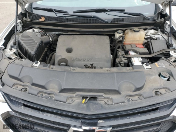 2019 Chevrolet Traverse LT Cloth with VIN 1GNEVGKW9KJ116156, listed as a Copart auction lot 52923885 with 104,747 mi miles and Salvage Title. Bid and sale history available at carsss.com. Image 13.