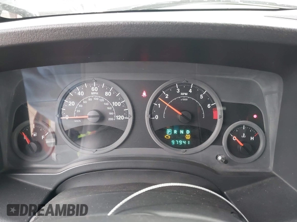 2008 Jeep Patriot Sport z VIN 1J8FT28W58D547879, wystawiony jako IAAI lot #41964758 z przebiegiem 97 941 mil mil oraz . Historia ofert i sprzedaży dostępna na DreamBid. Obrazek 7.