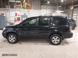 2008 Honda Pilot EX-L with VIN 5FNYF28508B018010, listed as a IAAI auction lot 41545096 with 235,798 mi miles. Bid and sale history available at carsss.com. Image 14.