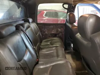 2003 Chevrolet Avalanche with VIN 3GNEK13T53G147238, listed as a Copart auction lot 53635875 with 299,095 mi miles and Salvage Title. Bid and sale history available at carsss.com. Image 10.
