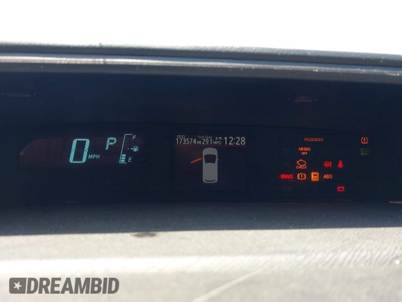 2014 Toyota Prius One z VIN JTDKDTB35E1071850, wystawiony jako IAAI lot #42084093 z przebiegiem 1 731 574 mil mil oraz . Historia ofert i sprzedaży dostępna na DreamBid. Obrazek 7.