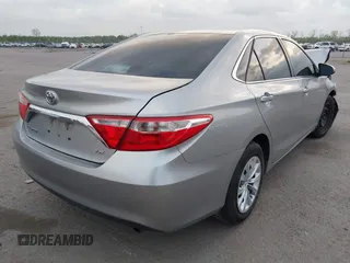2015 Toyota Camry XLE with VIN 4T1BF1FK8FU915410, listed as a IAAI auction lot 41953451 with 145,924 mi miles and . Bid and sale history available at DreamBid. Image 4.