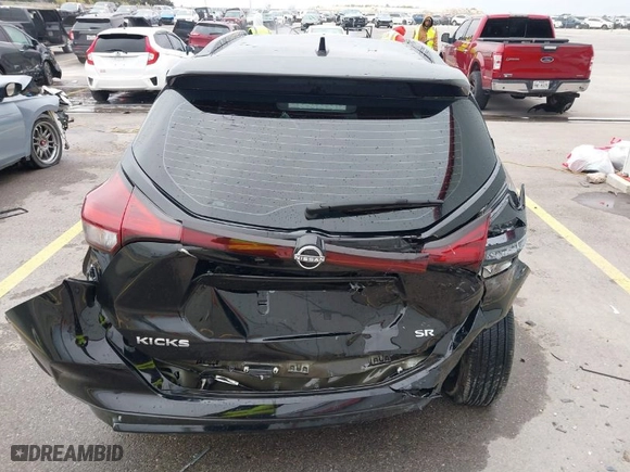 2024 Nissan Kicks SR with VIN 3N1CP5DV1RL475929, listed as a IAAI auction lot 41017023 with 2,199 mi miles. Bid and sale history available at carsss.com. Image 16.