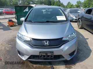 2017 Honda Fit LX z VIN 3HGGK5H50HM705123, wystawiony jako IAAI lot #42427270 z przebiegiem 328 978 mil mil oraz . Historia ofert i sprzedaży dostępna na DreamBid. Obrazek 12.