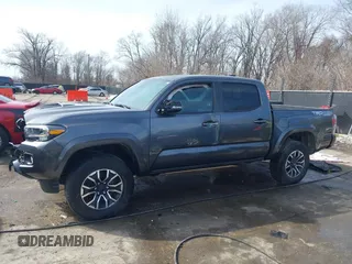2021 Toyota Tacoma SR z VIN 3TMCZ5AN0MM392247, wystawiony jako IAAI lot #41645989 z przebiegiem 48 029 mil mil oraz . Historia ofert i sprzedaży dostępna na DreamBid. Obrazek 15.