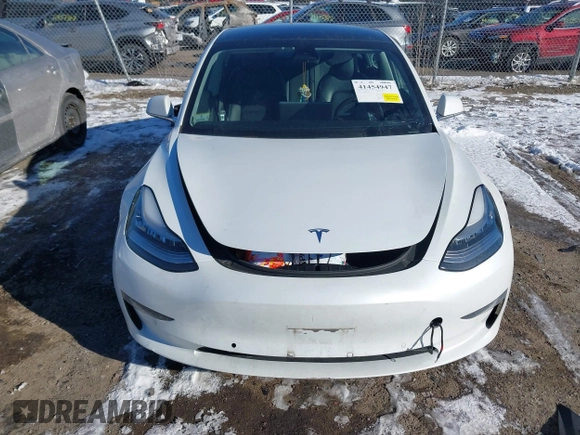 2019 Tesla Model 3 Long Range with VIN 5YJ3E1EBXKF452900, listed as a IAAI auction lot 41454947 with 93,277 mi miles. Bid and sale history available at carsss.com. Image 12.