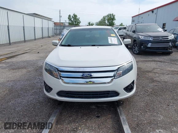 2011 Ford Fusion SE with VIN 3FAHP0HG3BR140455, listed as a IAAI auction lot 42020910 with 90,916 mi miles. Bid and sale history available at carsss.com. Image 13.