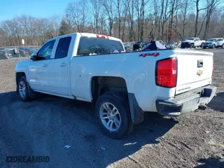 2019 Chevrolet Silverado 1500 LD LT with VIN 2GCVKPEC8K1147962, listed as a IAAI auction lot 41347946 with 72,857 mi miles. Bid and sale history available at carsss.com. Image 3.