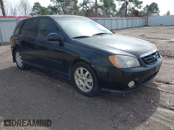 2005 Kia Spectra with VIN KNAFE161555093364, listed as a IAAI auction lot 41465930 with 190,769 mi miles. Bid and sale history available at carsss.com. Image 1.