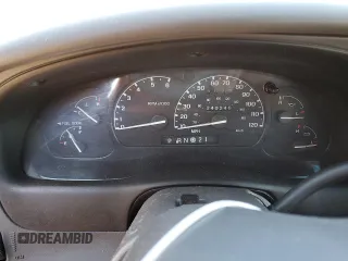2001 Ford Explorer с VIN 1FMZU75E11ZA11087, выставлен на аукционе Copart как лот 46974935 с пробегом 240 246 миль миль и Списание • Salvage title. История ставок и продаж доступна на DreamBid. Изображение 9.
