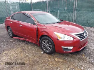 2015 Nissan Altima S z VIN 1N4AL3AP2FC461674, wystawiony jako IAAI lot #41800524 z przebiegiem 67 304 mil mil oraz . Historia ofert i sprzedaży dostępna na DreamBid. Obrazek 1.