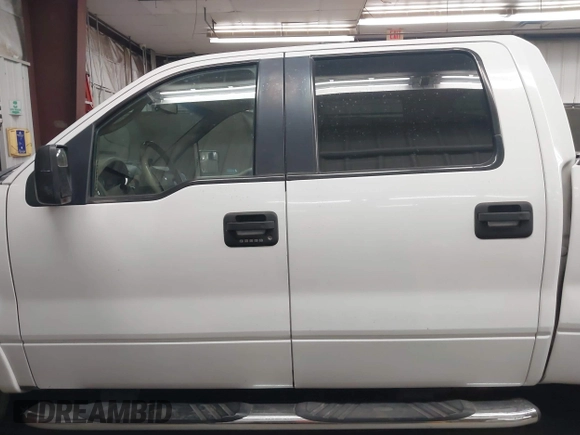 2008 Ford F-150 XLT with VIN 1FTPW12588FA91930, listed as a IAAI auction lot 42148941 with 190,576 mi miles and . Bid and sale history available at DreamBid. Image 14.