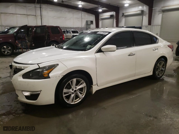 2013 Nissan Altima 2.5 SV with VIN 1N4AL3AP2DC195957, listed as a Copart auction lot 43273695 with 260,528 mi miles and Salvage Title. Bid and sale history available at carsss.com. Image 1.
