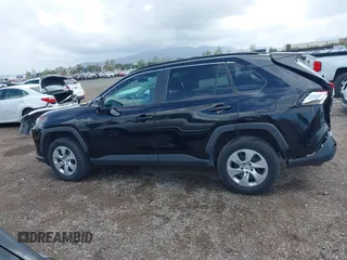 2019 Toyota RAV4 LE with VIN 2T3G1RFV7KC036285, listed as a IAAI auction lot 41934102 with 60,421 mi miles. Bid and sale history available at carsss.com. Image 14.