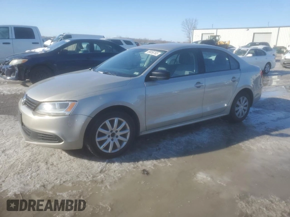2013 Volkswagen Jetta Sedan S with VIN 3VW2K7AJ3DM246897, listed as a Copart auction lot 89056765 with 184,902 mi miles and Clean Title. Bid and sale history available at carsss.com. Image 1.