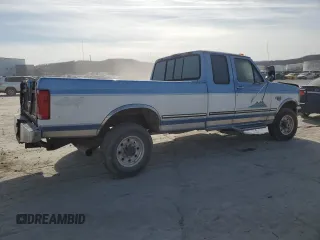 1996 Ford F-250 with VIN 1FTHX26F8TEA06626, listed as a Copart auction lot 43053205 with Not provided miles and Salvage title. Bid and sale history available at DreamBid. Image 3.