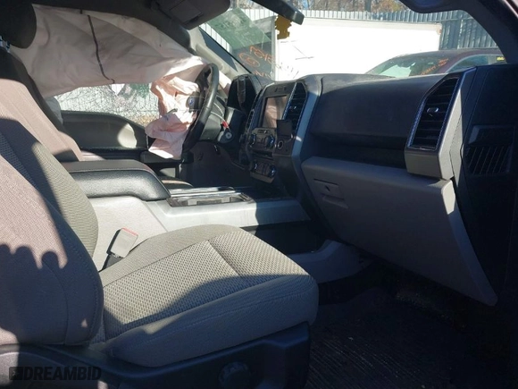 2018 Ford F-150 XL with VIN 1FTFX1E5XJKD28130, listed as a IAAI auction lot 41665157 with 88,042 mi miles. Bid and sale history available at carsss.com. Image 5.