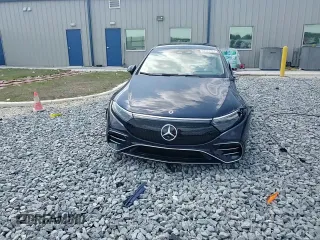 2022 Mercedes-Benz EQS 580 z VIN W1KCG4EB1NA021781, wystawiony jako Copart lot #53314125 z przebiegiem 22 867 mil mil oraz Nie do naprawy. Historia ofert i sprzedaży dostępna na DreamBid. Obrazek 13.