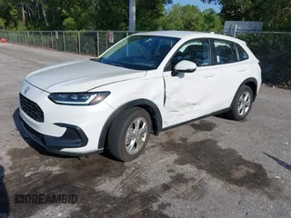 2024 Honda HR-V LX with VIN 3CZRZ1H32RM702956, listed as a IAAI auction lot 41975123 with 10,083 mi miles. Bid and sale history available at carsss.com. Image 17.