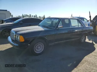 1984 Mercedes-Benz 300 D с VIN WDBAB33A5EA138282, выставлен на аукционе Copart как лот 88987365 с пробегом 249 474 миль миль и Чистый • Clean title. История ставок и продаж доступна на DreamBid. Изображение 1.