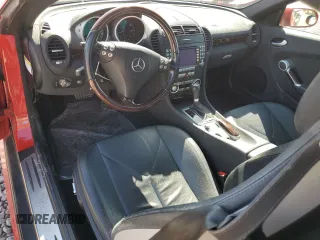 2005 Mercedes-Benz SLK 230/320 with VIN WDBWK56FX5F059587, listed as a Copart auction lot 52400565 with 69,791 mi miles and Salvage title. Bid and sale history available at DreamBid. Image 8.