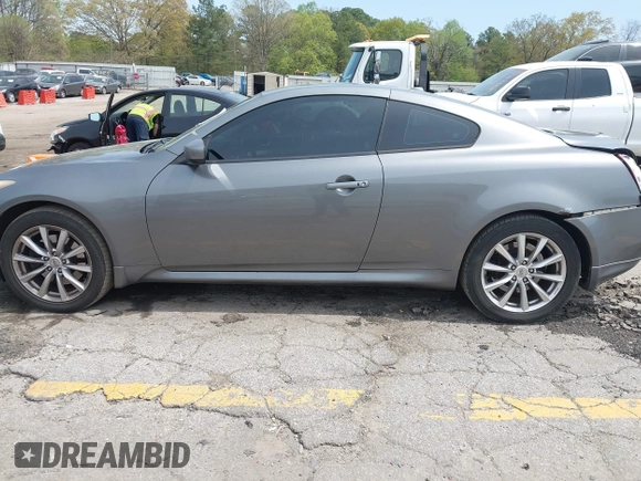 2011 Infiniti G37 x with VIN JN1CV6EL5BM260087, listed as a IAAI auction lot 41931303 with 178,937 mi miles and . Bid and sale history available at DreamBid. Image 14.