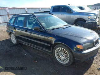 2002 BMW 3 Series 325xi with VIN WBAEP33472PF01043, listed as a IAAI auction lot 42270088 with 169,737 mi miles and . Bid and sale history available at DreamBid. Image 1.
