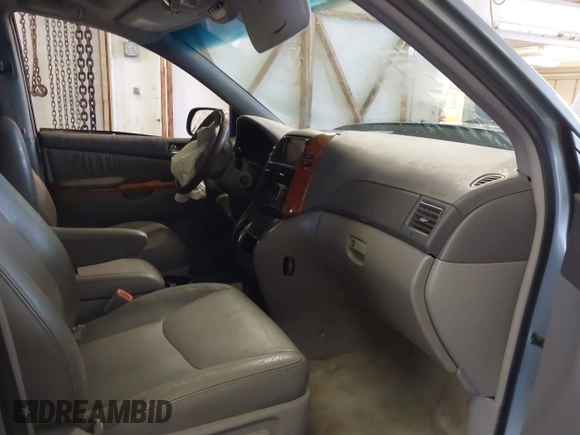 2006 Toyota Sienna XLE with VIN 5TDZA22C86S503370, listed as a IAAI auction lot 41560793 with 1 mi miles. Bid and sale history available at carsss.com. Image 5.