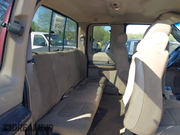 2006 Ford F-250 XL with VIN 1FTSX21Y76EB64877, listed as a IAAI auction lot 42133022 with 275,128 mi miles and . Bid and sale history available at DreamBid. Image 8.