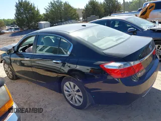 2013 Honda Accord Sdn EX-L with VIN 1HGCR2F89DA207063, listed as a IAAI auction lot 42021702 with 65,071 mi miles. Bid and sale history available at carsss.com. Image 15.