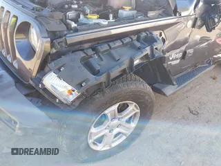 2018 Jeep Wrangler Unlimited Sport S с VIN 1C4HJXDG6JW110338, выставлен на аукционе IAAI как лот 39819803 с пробегом 100 514 миль миль и . История ставок и продаж доступна на DreamBid. Изображение 6.