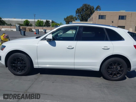 2011 Audi Q5 Premium Plus with VIN WA1LFAFP5BA109809, listed as a IAAI auction lot 42322364 with 121,525 mi miles and . Bid and sale history available at DreamBid. Image 14.