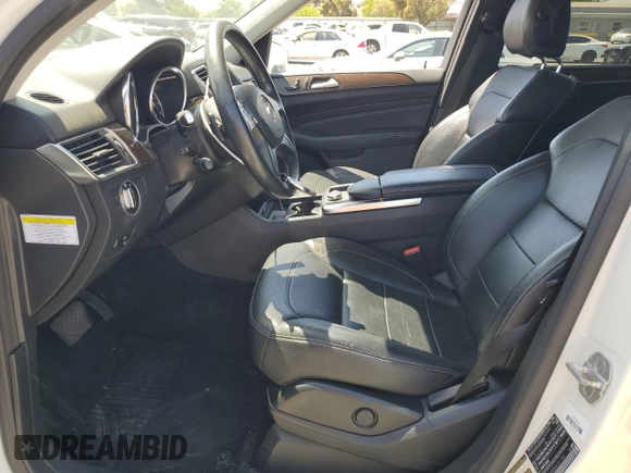 2013 Mercedes-Benz M 350 z VIN 4JGDA5HB0DA181193, wystawiony jako Copart lot #58015015 z przebiegiem 103 390 mil mil oraz Szkoda całkowita • Salvage title. Historia ofert i sprzedaży dostępna na DreamBid. Obrazek 7.