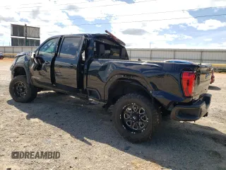 2020 GMC Sierra 2500HD AT4 z VIN 1GT49PEY5LF221464, wystawiony jako Copart lot #63282303 z przebiegiem 32 201 mil mil oraz Szkoda całkowita • Salvage title. Historia ofert i sprzedaży dostępna na DreamBid. Obrazek 2.