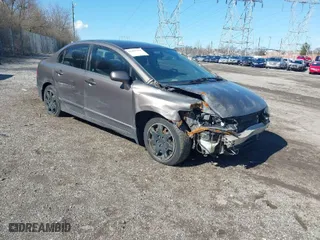 2011 Honda Civic Sdn LX with VIN 2HGFA1F51BH511586, listed as a IAAI auction lot 41887119 with 183,181 mi miles. Bid and sale history available at carsss.com. Image 1.