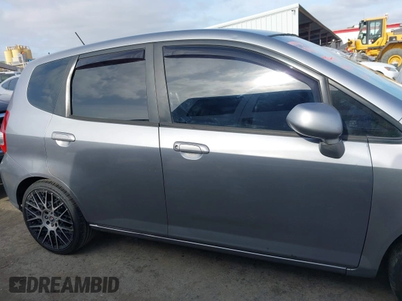 2008 Honda Fit with VIN JHMGD38468S028959, listed as a IAAI auction lot 42042292 with 226,247 mi miles. Bid and sale history available at carsss.com. Image 13.