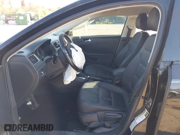 2012 Volkswagen Jetta SE с VIN 3VWDP7AJXCM362588, выставлен на аукционе IAAI как лот 41951625 с пробегом 210 159 миль миль и . История ставок и продаж доступна на DreamBid. Изображение 5.