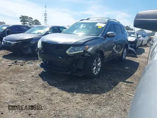 2015 Nissan Rogue SV with VIN KNMAT2MT0FP571306, listed as a IAAI auction lot 41859572 with 162,948 mi miles and . Bid and sale history available at carsss.com. Image 18.