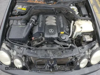 2000 Mercedes-Benz CLK 320/430 with VIN WDBLK65G7YT046952, listed as a Copart auction lot 81919584 with 131,468 mi miles and Clean Title. Bid and sale history available at DreamBid. Image 11.