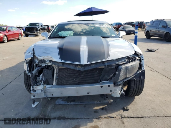 2013 Chevrolet Camaro LT with VIN 2G1FC1E37D9239138, listed as a Copart auction lot 72280614 with 175,911 mi miles and Salvage Title. Bid and sale history available at carsss.com. Image 5.