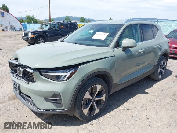 2023 Volvo XC40 Plus Bright Theme with VIN YV4L12UNXP2930656, listed as a IAAI auction lot 42524396 with 58,185 mi miles and . Bid and sale history available at DreamBid. Image 2.