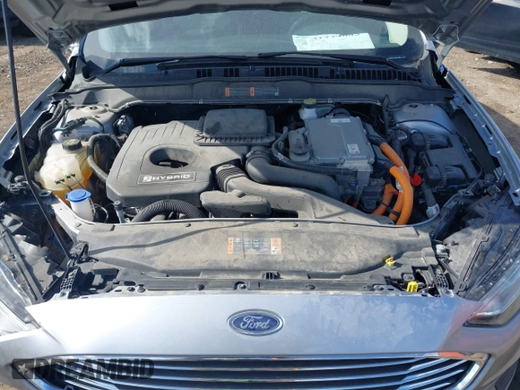 2020 Ford Fusion SE z VIN 3FA6P0LU8LR163896, wystawiony jako IAAI lot #41994803 z przebiegiem 89 892 mil mil oraz . Historia ofert i sprzedaży dostępna na DreamBid. Obrazek 10.